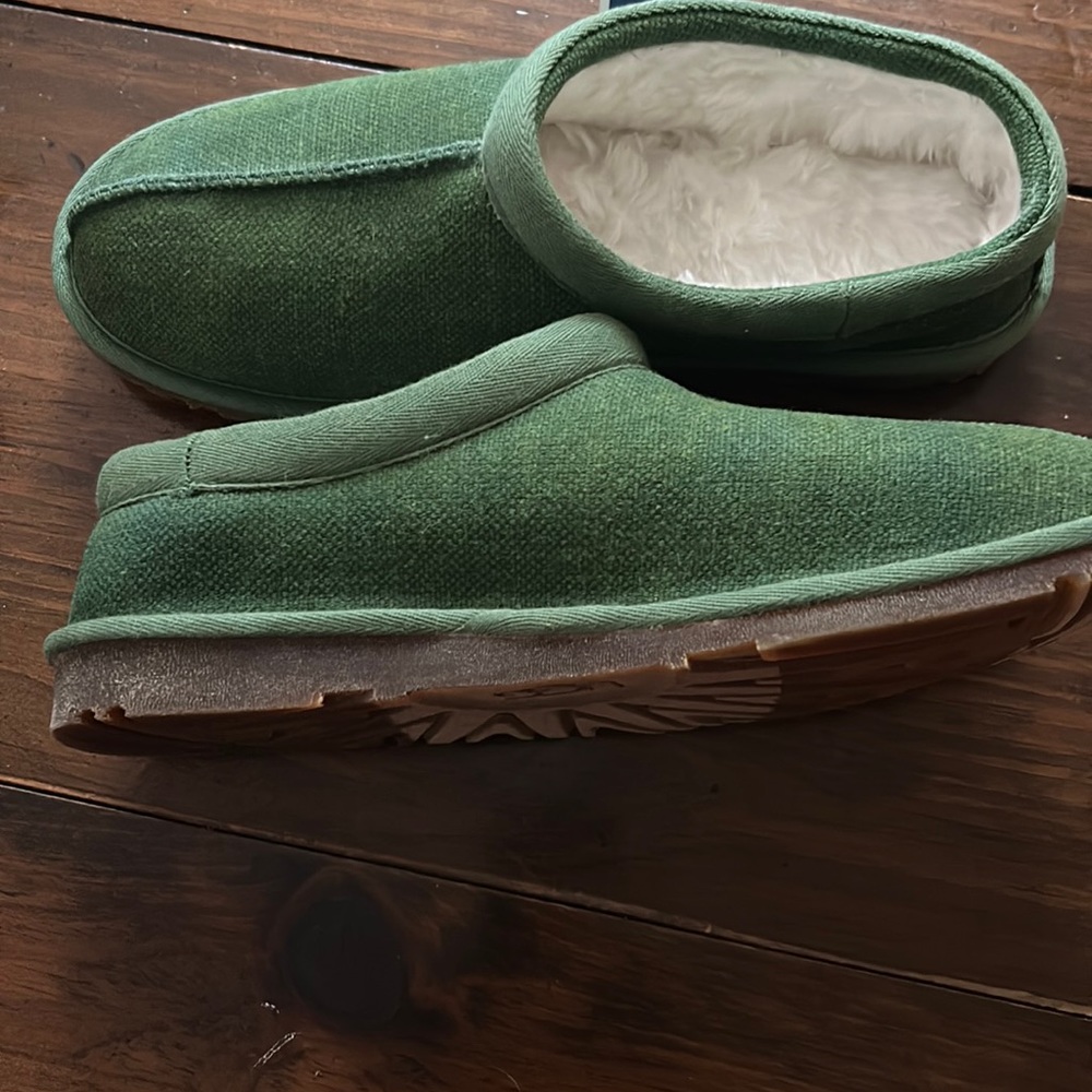 Brand new without box. UGG green slippers. No tags.